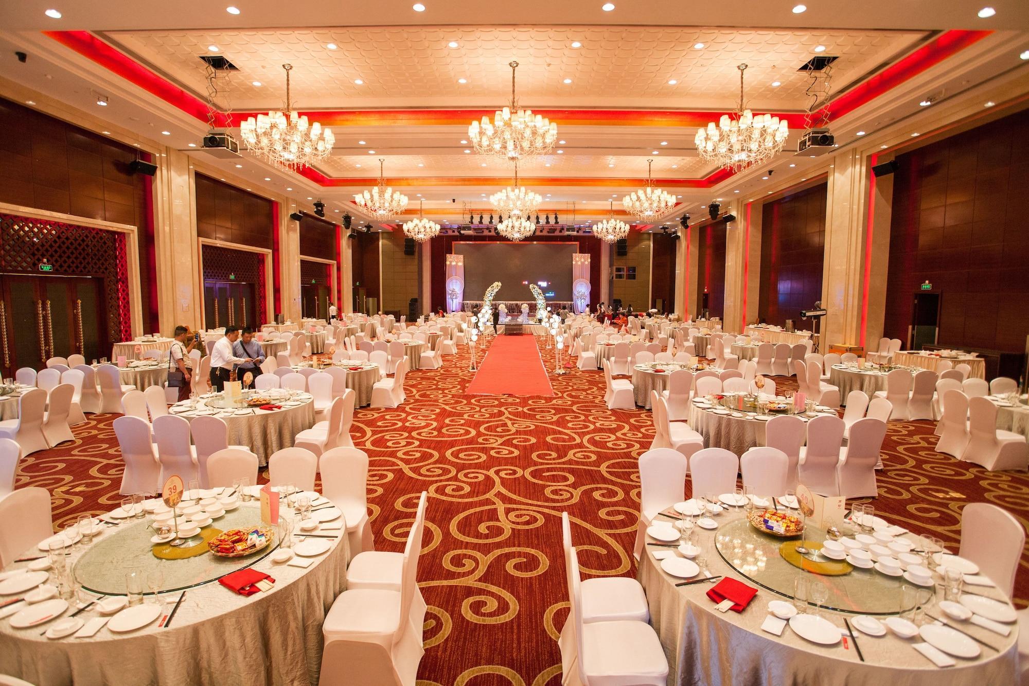 Ramada Plaza Shaoguan City Centre Ngoại thất bức ảnh