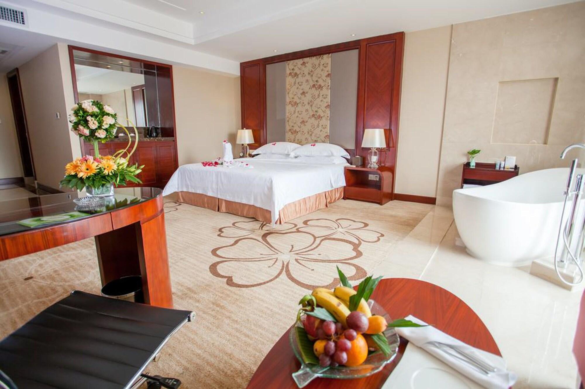 Ramada Plaza Shaoguan City Centre Ngoại thất bức ảnh