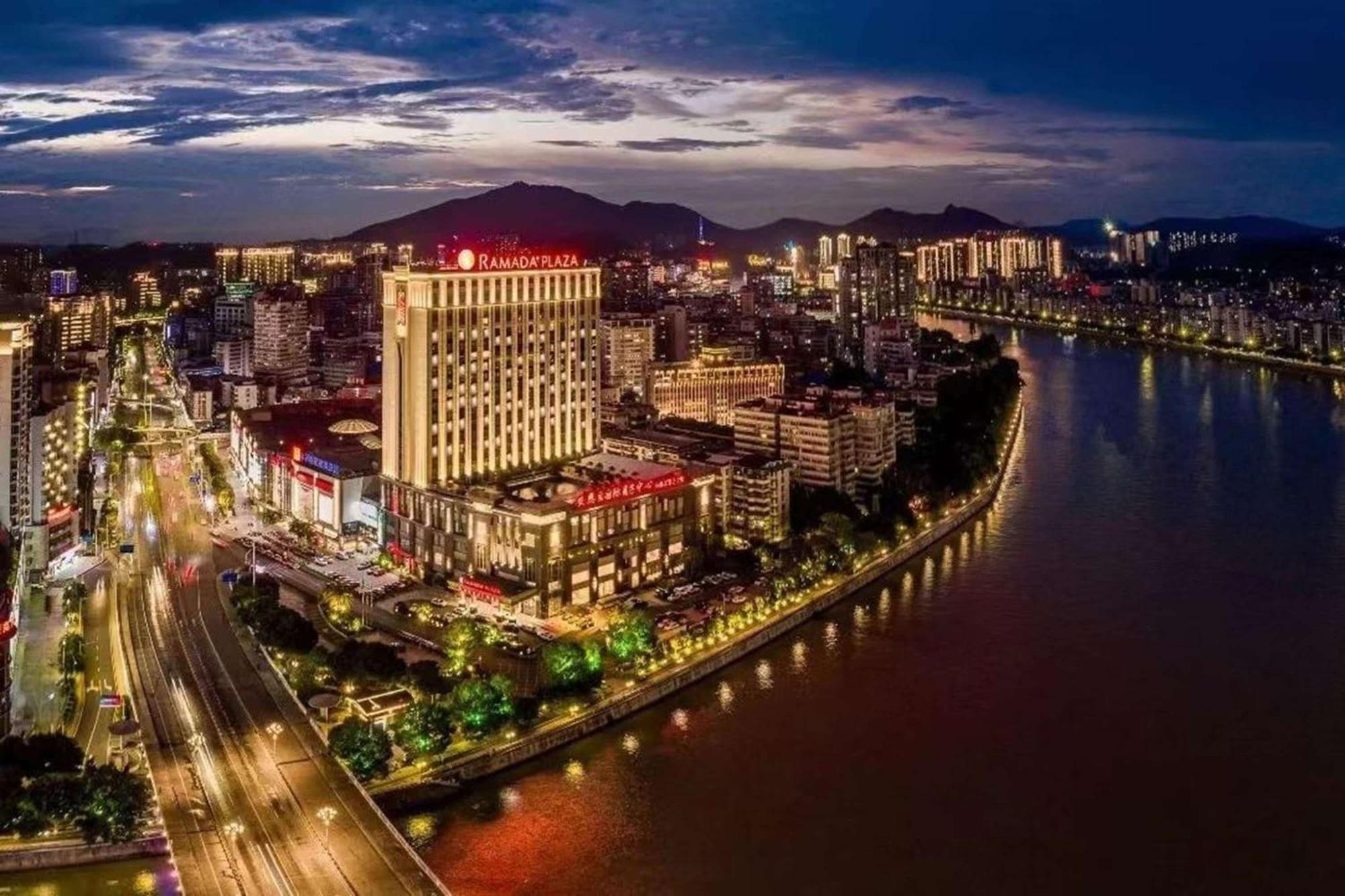 Ramada Plaza Shaoguan City Centre Ngoại thất bức ảnh