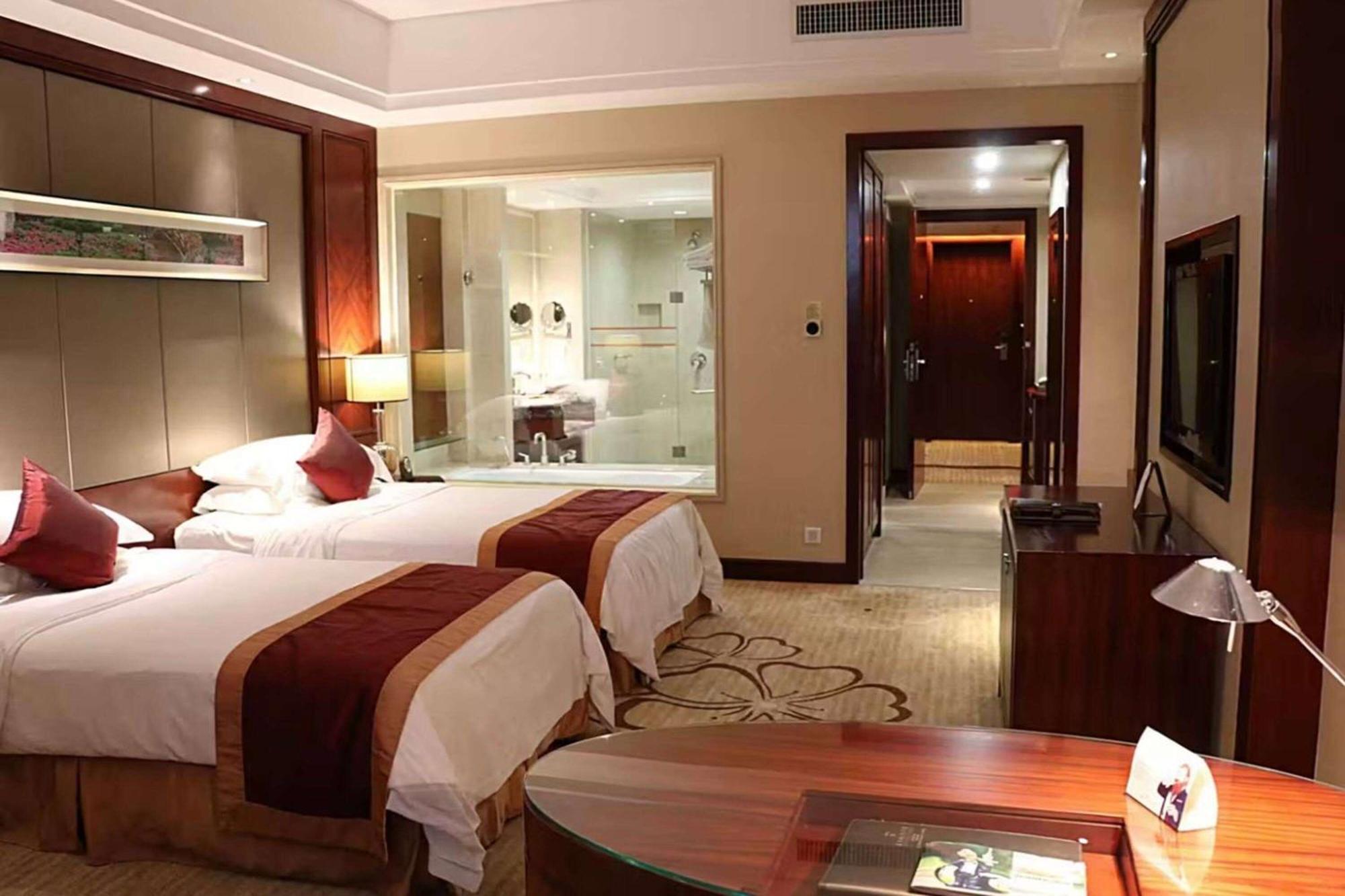 Ramada Plaza Shaoguan City Centre Ngoại thất bức ảnh